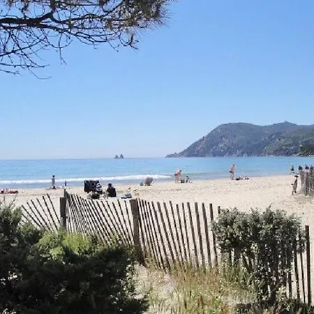 Apartment T2 Duplex Dans Securisee, Parking Prive, Piscine, Climatisation, Internet *