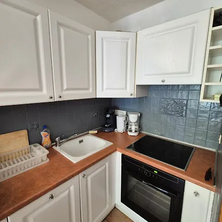 Apartment T2 Duplex Dans Securisee, Parking Prive, Piscine, Climatisation, Internet *
