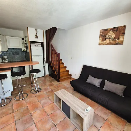 T2 Duplex Dans Securisee, Parking Prive, Piscine, Climatisation, Internet * La Seyne-sur-Mer